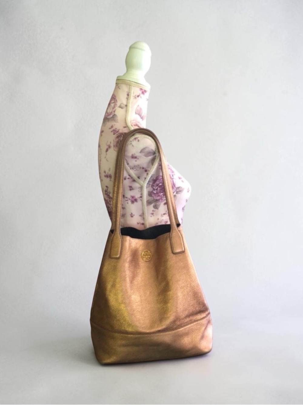 Tory Burch Metallic Bronze Leather Tote – Shoulder Bag – Spacious Everyday Carry